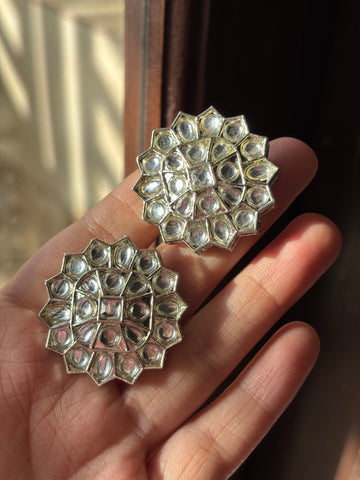 Zuhaina Kundan Studs