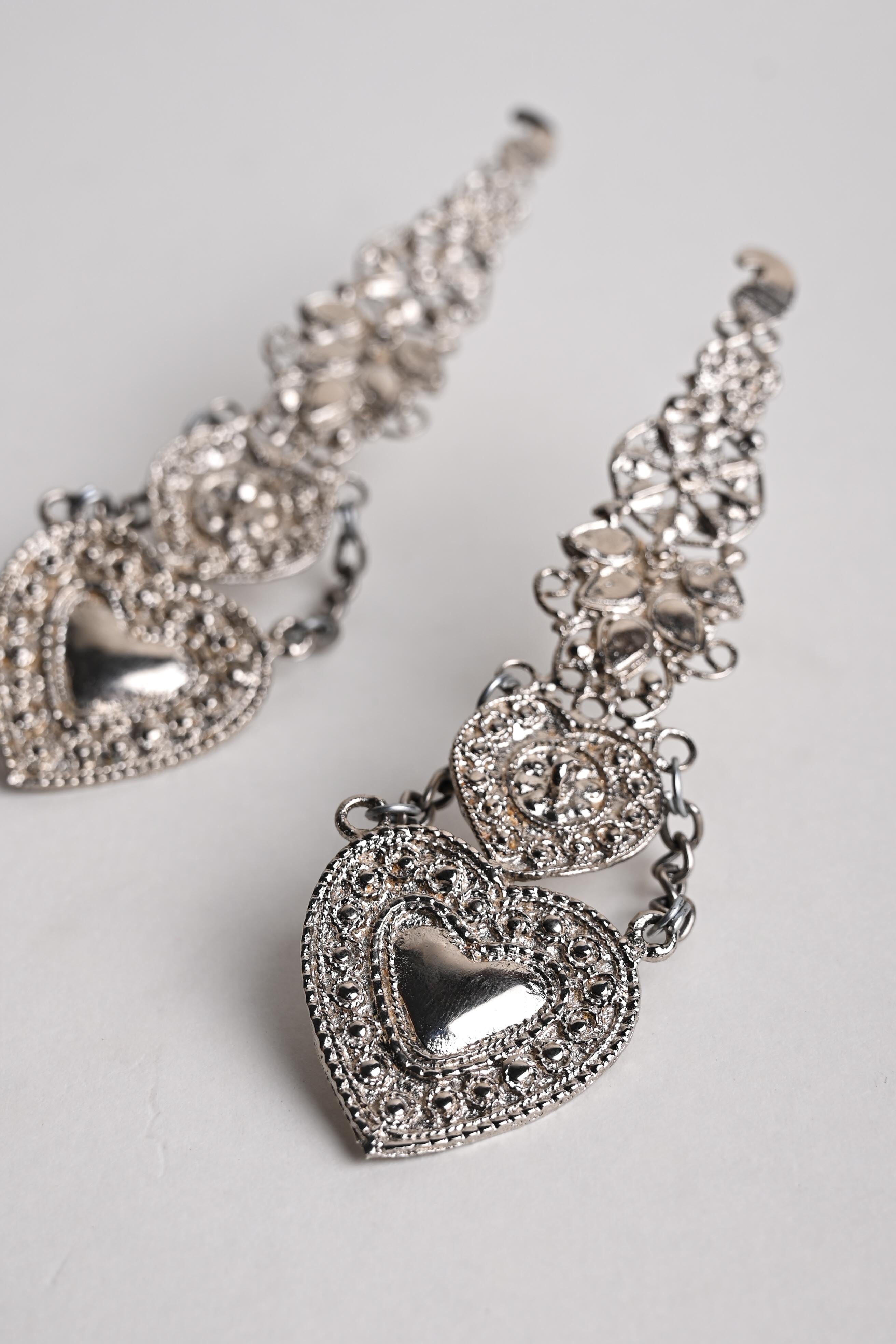 Queen of Hearts (Earrings)