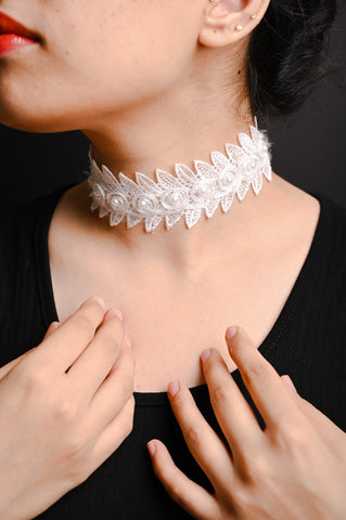 Belight Choker