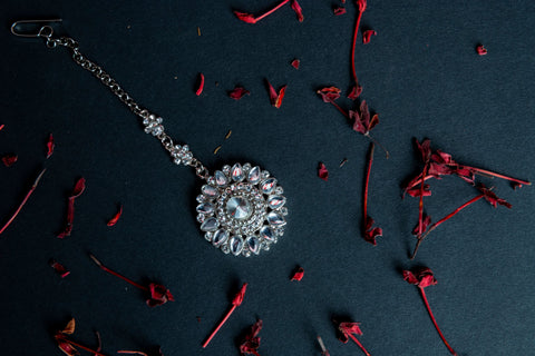 Kundo Phool Kundan Phool Tika Silver – Irenic Official
